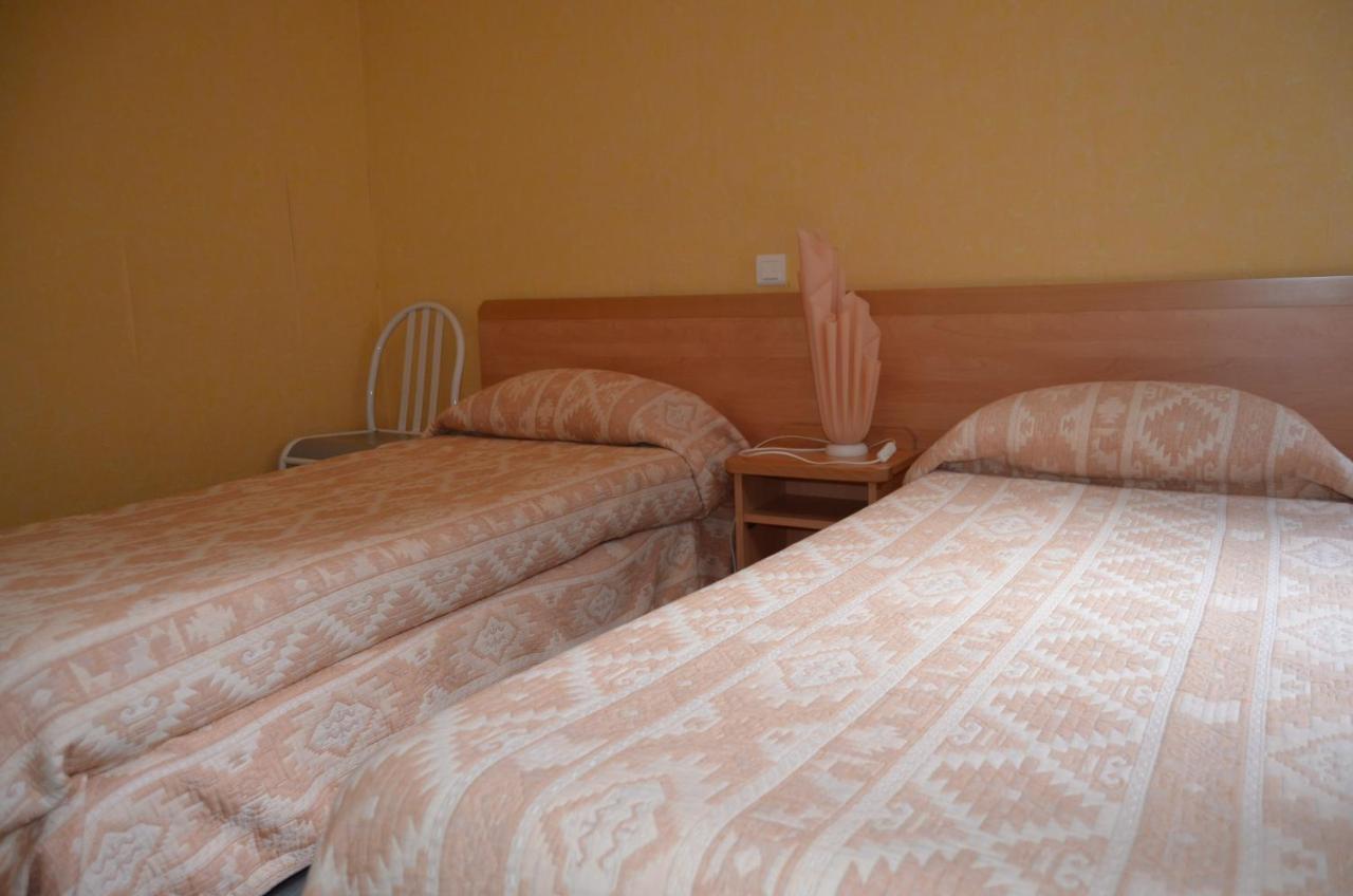 Hotel Montfort Lourdes Exterior foto
