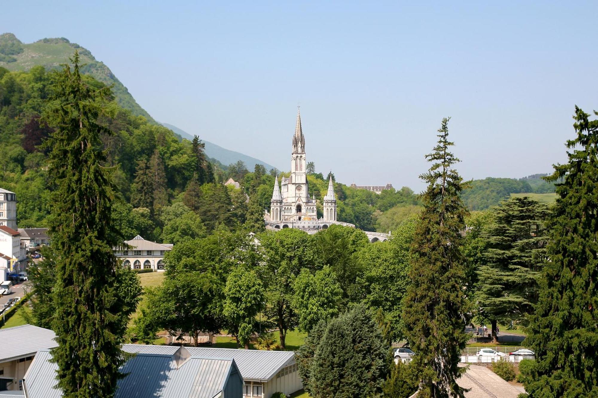 Hotel Montfort Lourdes Exterior foto